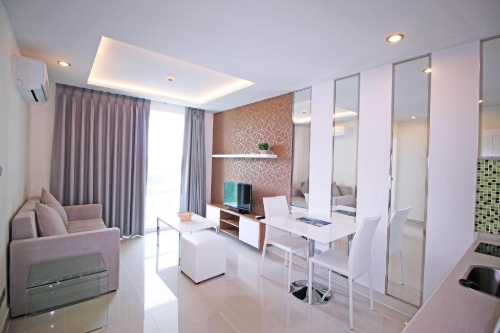 חוף ג'ומטיין Amazon Residence By Pattaya Sunny Rentals חדר תמונה