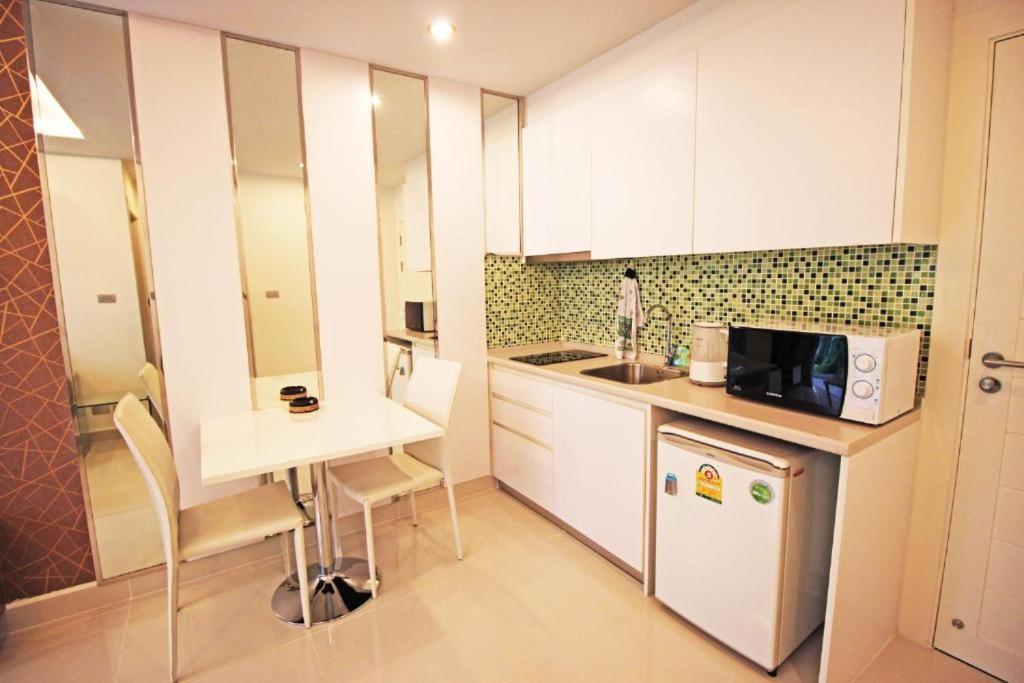 חוף ג'ומטיין Amazon Residence By Pattaya Sunny Rentals חדר תמונה