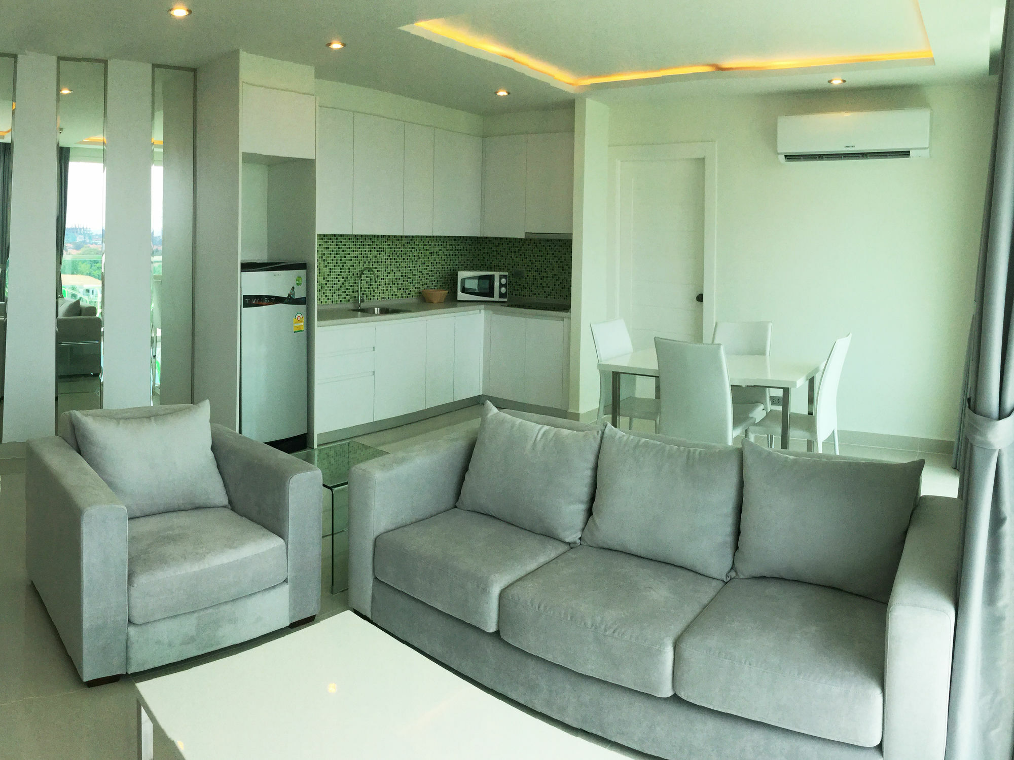 חוף ג'ומטיין Amazon Residence By Pattaya Sunny Rentals מראה חיצוני תמונה