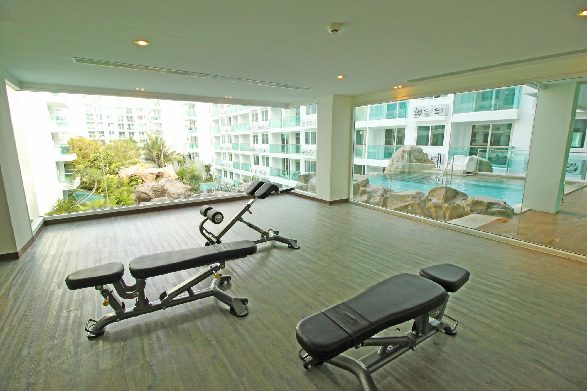 חוף ג'ומטיין Amazon Residence By Pattaya Sunny Rentals מראה חיצוני תמונה
