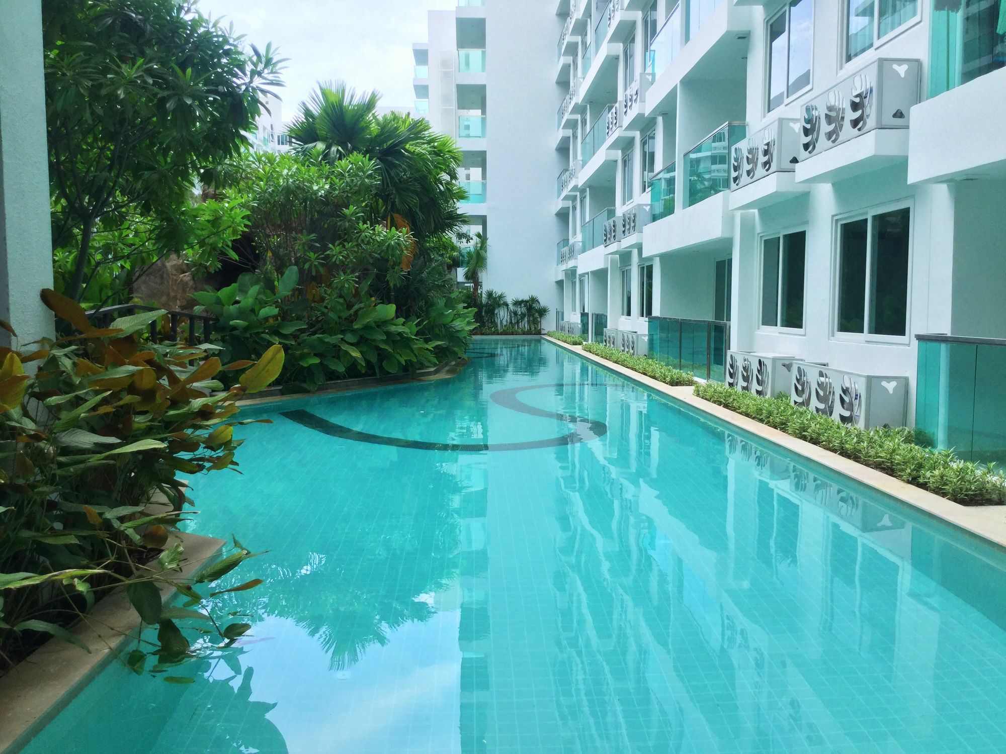 חוף ג'ומטיין Amazon Residence By Pattaya Sunny Rentals מראה חיצוני תמונה