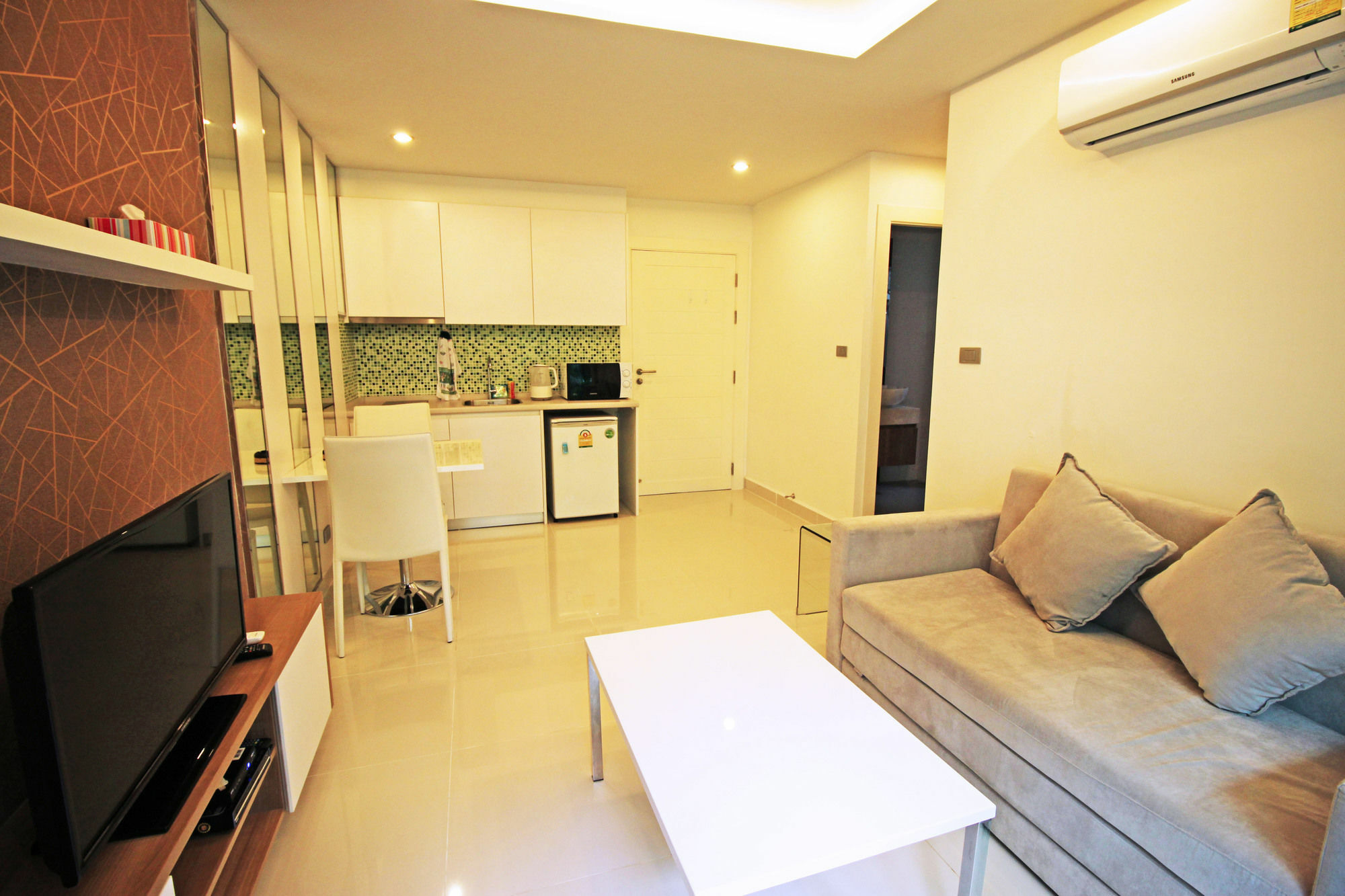 חוף ג'ומטיין Amazon Residence By Pattaya Sunny Rentals מראה חיצוני תמונה