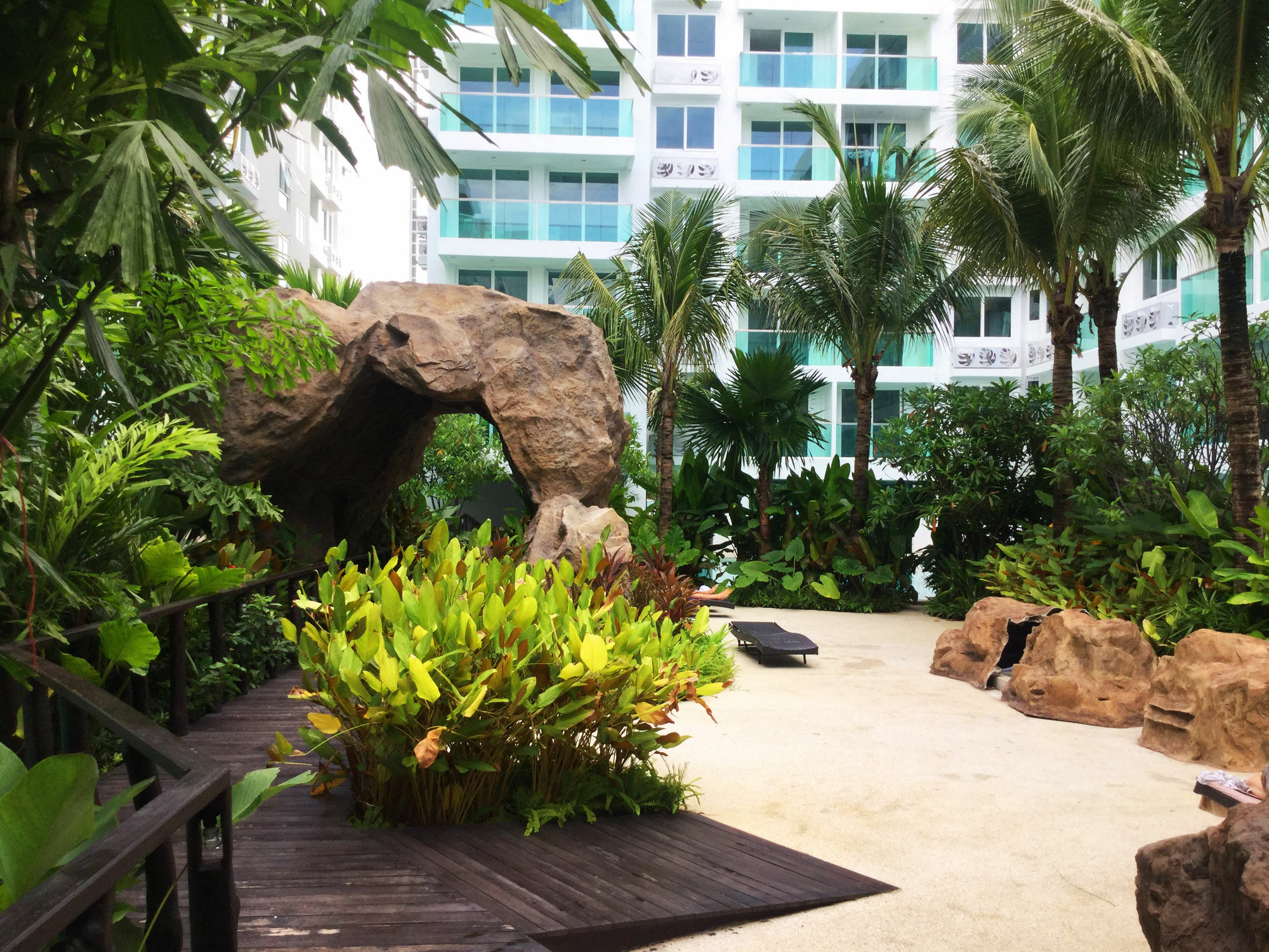 חוף ג'ומטיין Amazon Residence By Pattaya Sunny Rentals מראה חיצוני תמונה
